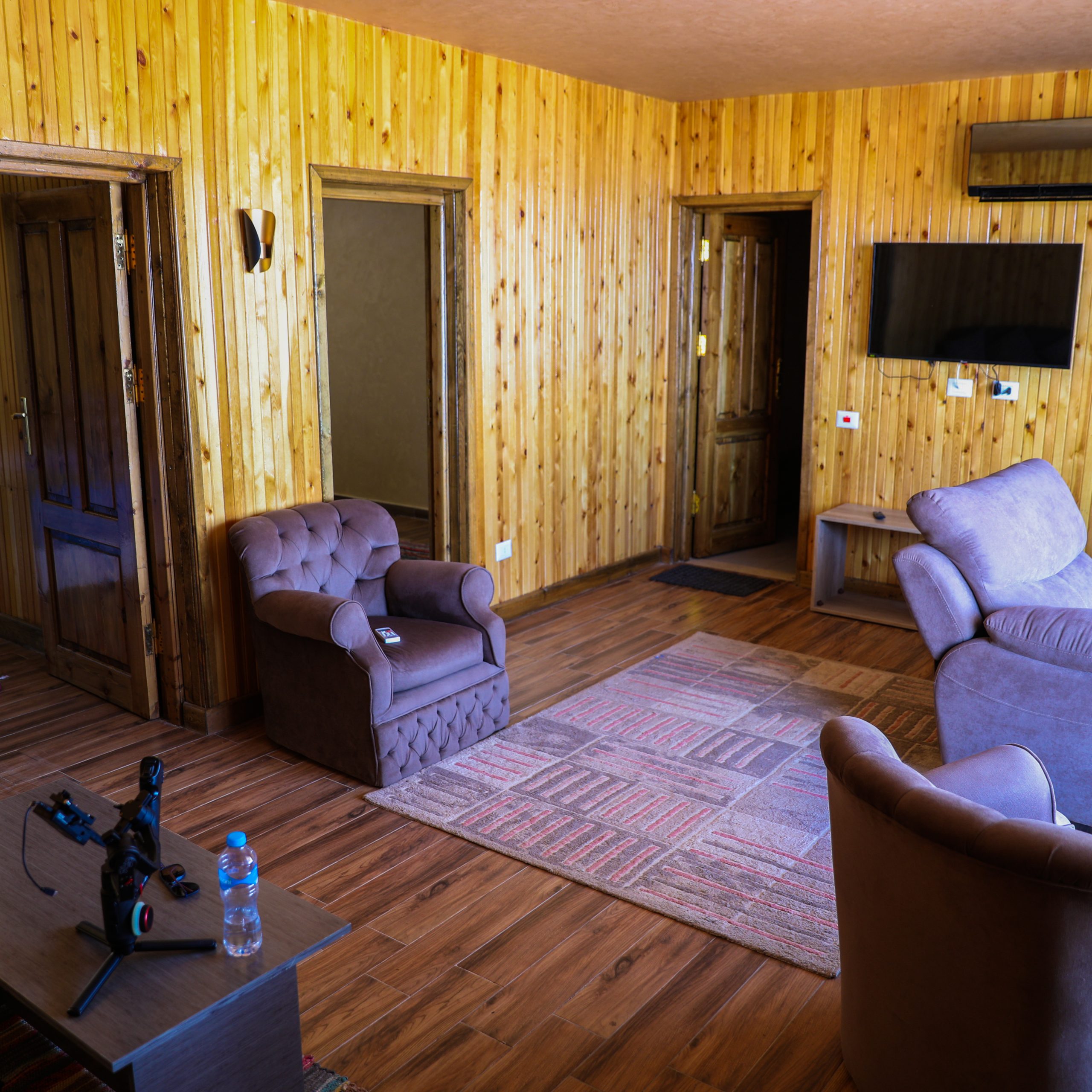 Suite with jacozzy